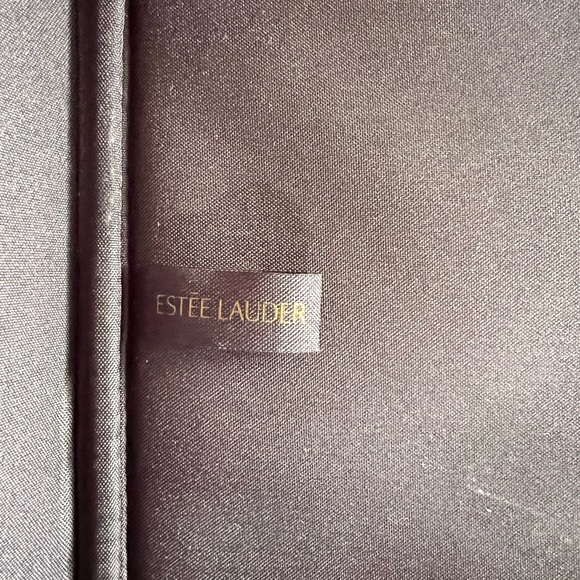 Estée Lauder cosmetic case - Picture 4 of 10